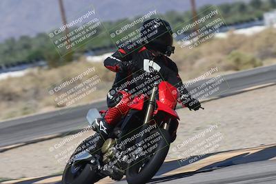 media/Oct-13-2025-Moto Forza (Mon) [[a66d839500]]/4-C Group/Session 3 (Turn 16)/